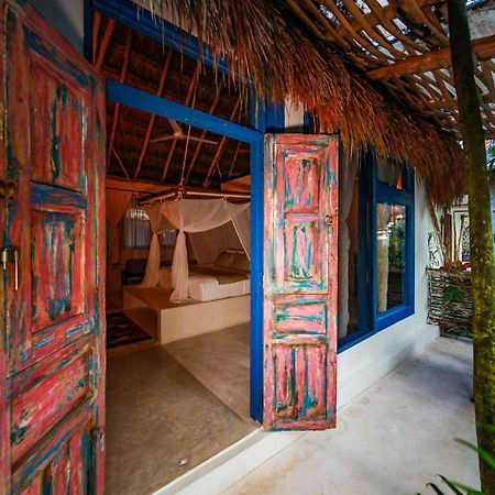 Hotel Cormoran Tulum & Cenote Exteriör bild