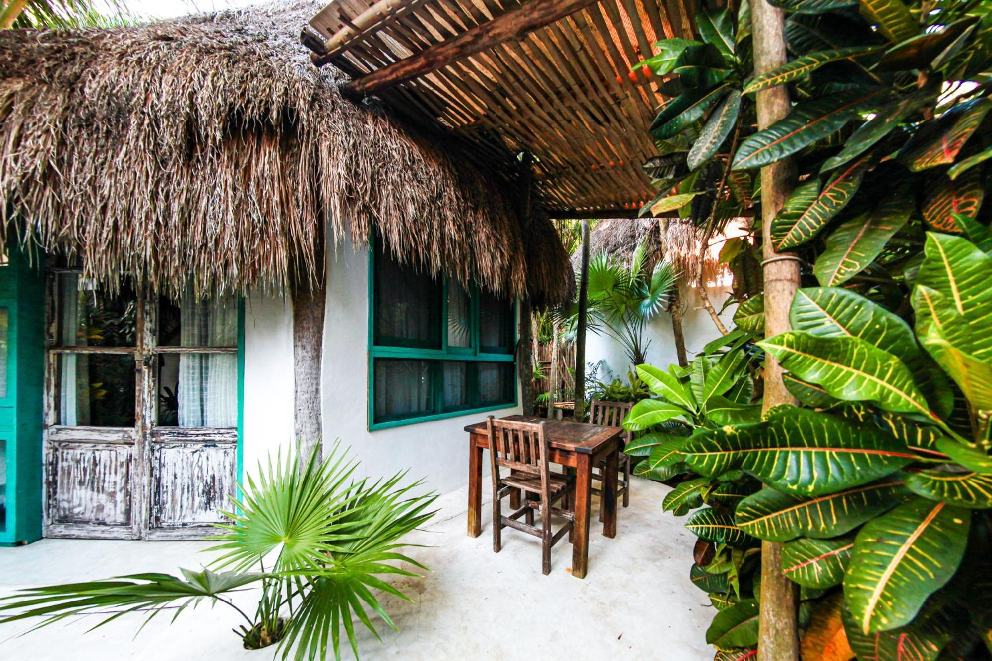 Hotel Cormoran Tulum & Cenote Exteriör bild